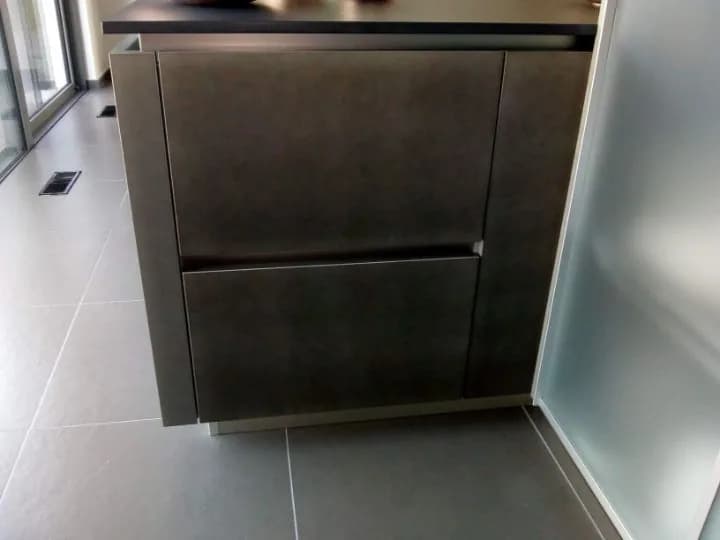 Cuisine anthracite et bois clair, photo 3 sur 6
