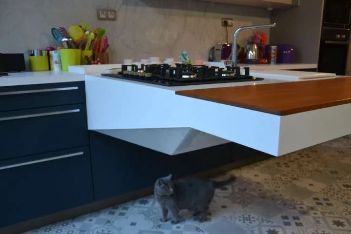 Cuisine bleu nuit sur carreaux de ciment, photo 10 sur 12