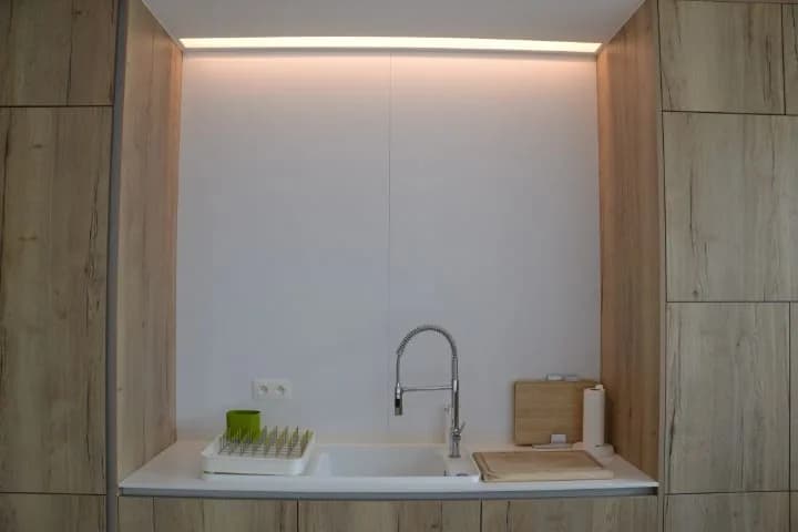 Cuisine bois et blanc, verrières noires, photo 20 sur 24