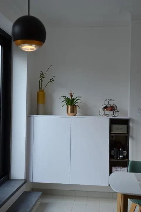 Cuisine bois et blanc, verrières noires, photo 22 sur 24