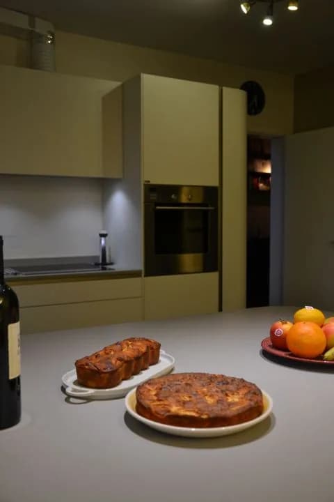 Cuisine ivoire aux lignes courbes, photo 6 sur 17